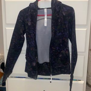Lululemon Size 2 Zip up